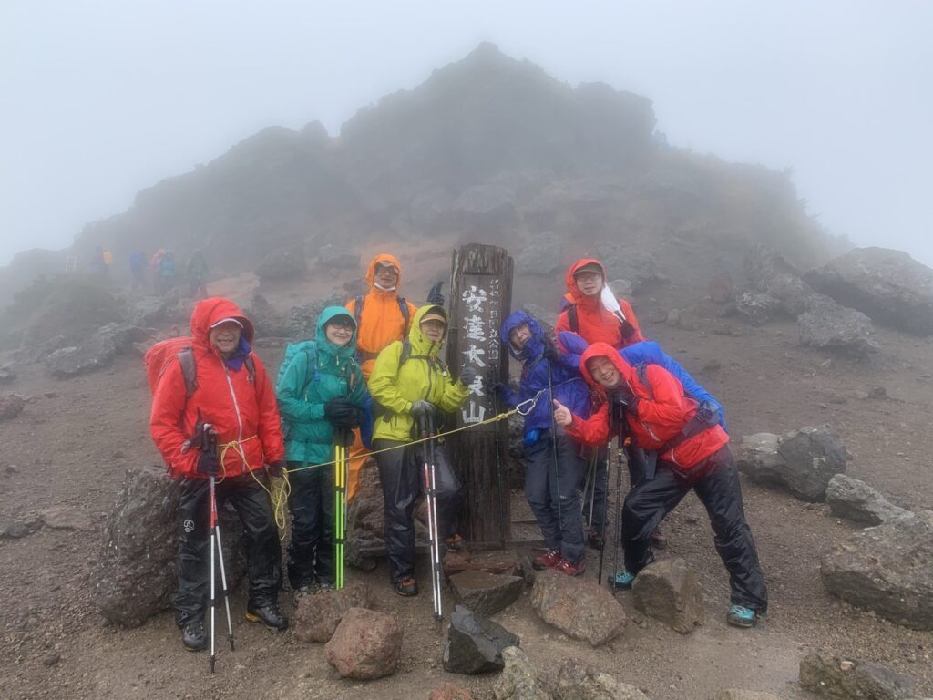 登山の持ち物リスト | ヤマドア